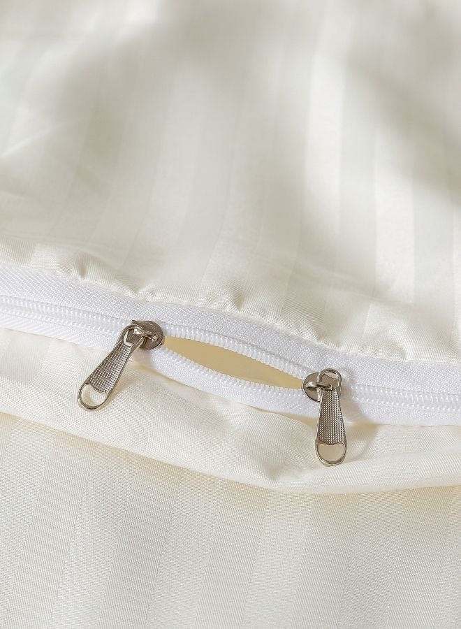 لونا هوم ساتان جردت حجم الملك 6 قطع (1 غطاء لحاف - 220 * 240 سم. 1 ورقة مرنة مزودة (على الزوايا فقط مرنة) - 200 * 200 سم + 30 سم. 4 أغطية للوسائد - 50*75 سم.). مجموعة الفراش الناعمة بدون تعبئة، مسحوق أبيض صلب اللون. - Image 5